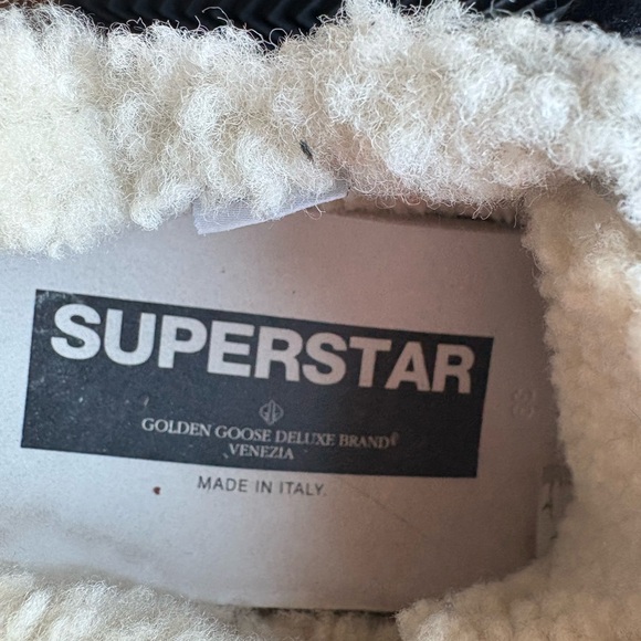 Golden Goose Black Sneakers with Cream Shearling - Picture 5 of 9